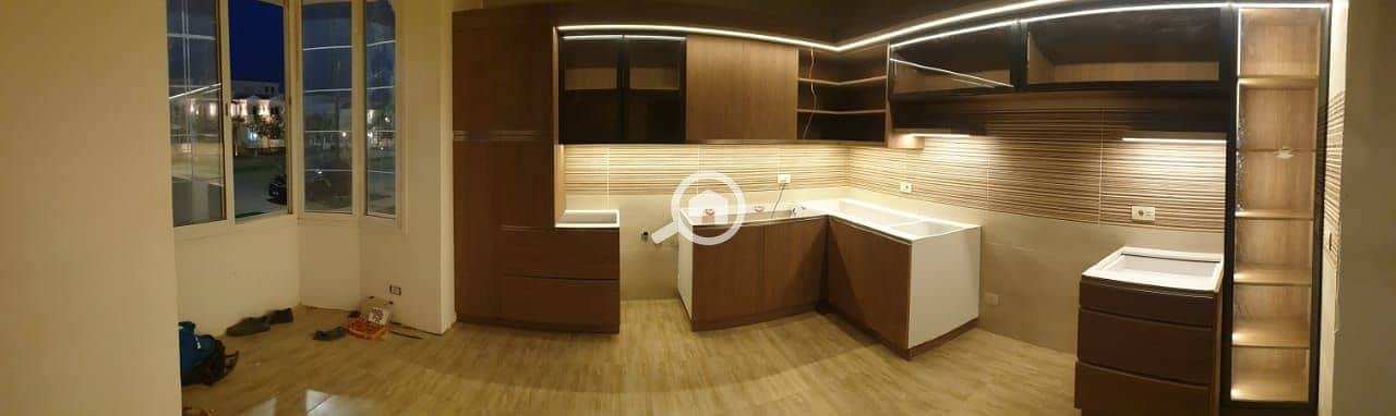 9 42ba282e-3b42-4c38-9372-2a39f92ad82e. jpg