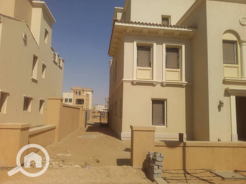 2 70176907_2942922542387979_4841754235219476480_n. jpg