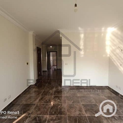 4 12f556e6-daf0-49bf-a3e5-66150fbbb729. jpg