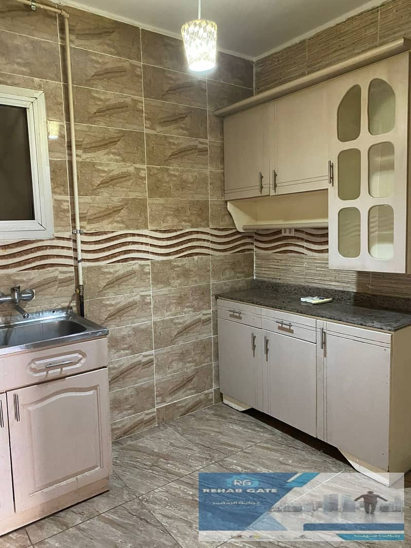 8 ba550603-f503-4e6c-9805-9d16703b9227. jpg