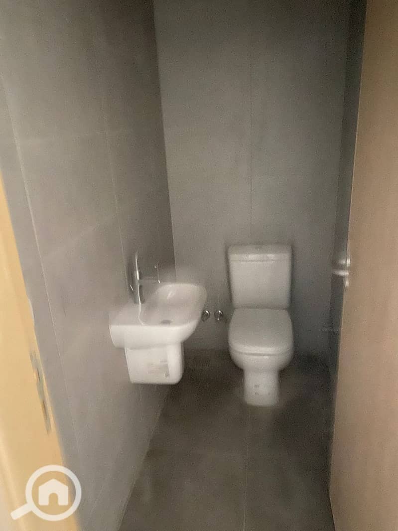 5 a3598661-d8d8-475d-a3a7-f64399498fb9. jpg