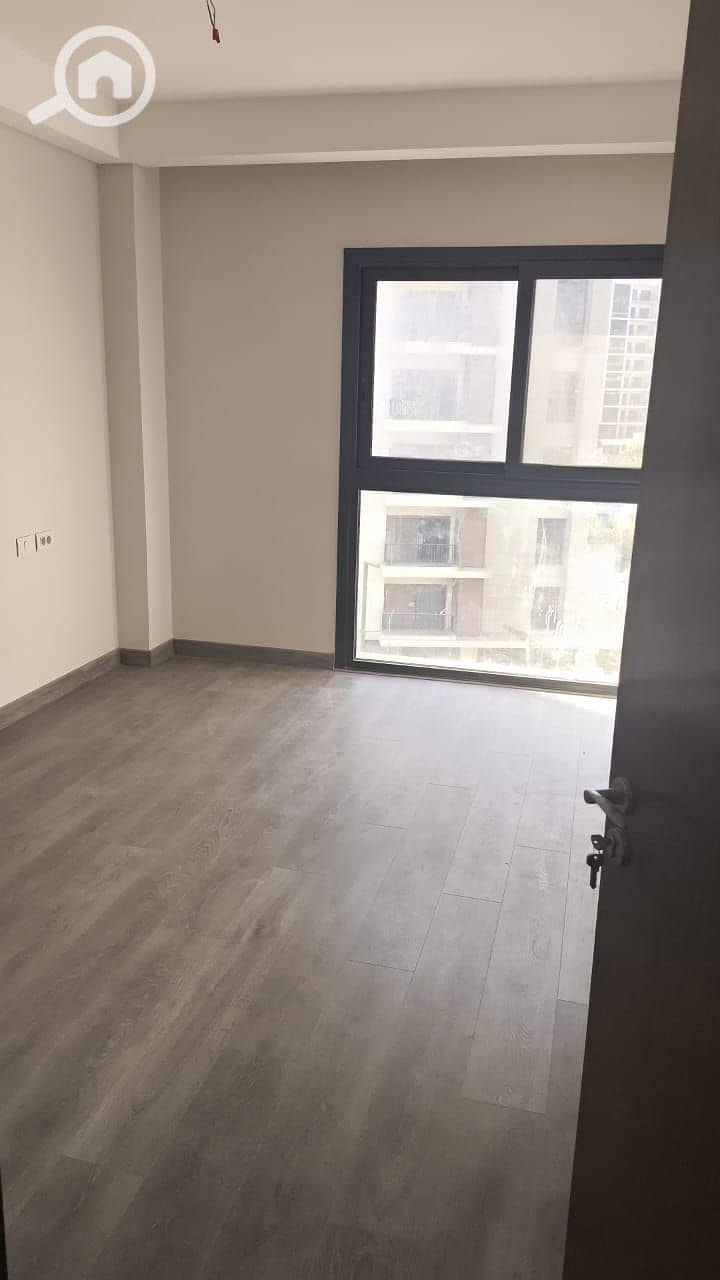 3 a35b3d60-3a02-4e7c-8eb0-cfde619417d9. jpg