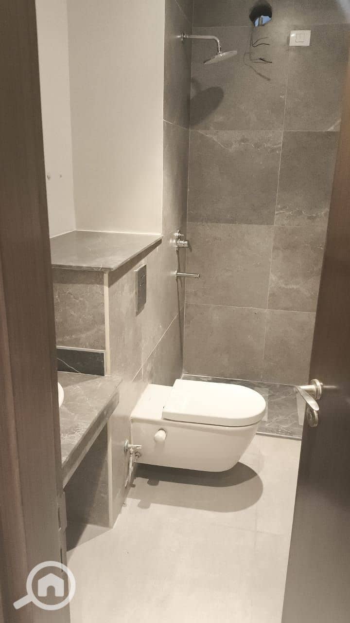 13 f910aa09-d414-458b-835c-20bdcf483e0b. jpg