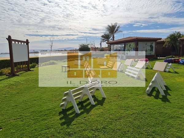 17 8FPacWVlxgGJ9rk7vie5smjFWjRdFAq1yCWdlZ4U. jpeg