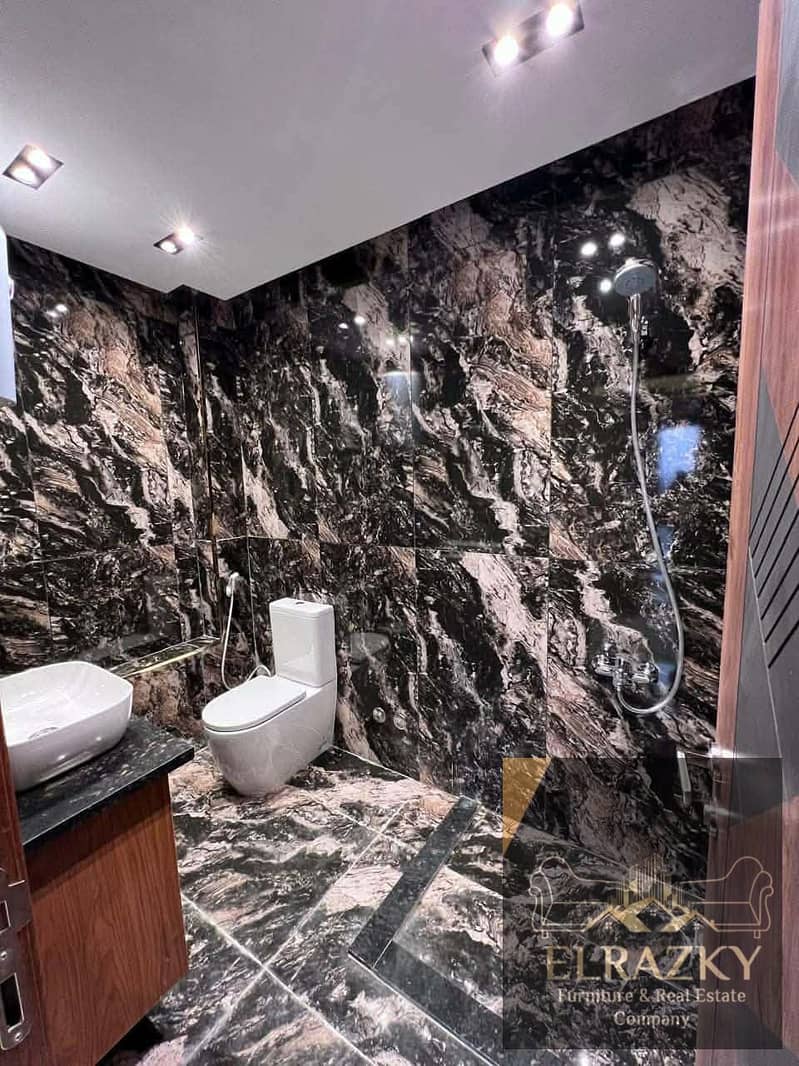 3 3e40840d-5cf4-4638-8ebb-42186584fa4f. jpg