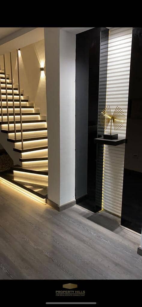 15 440868651_2722723081222384_244281651620222719_n. jpg