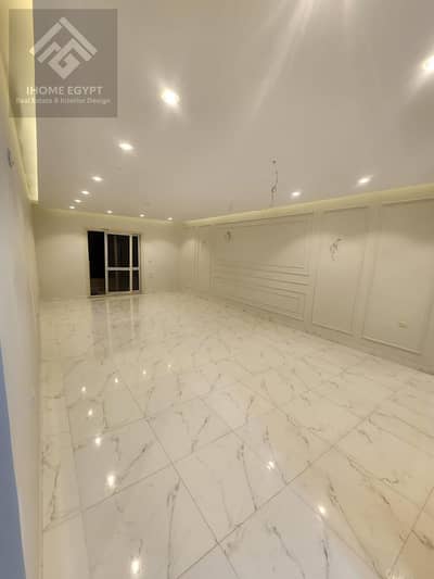 3 Bedroom Flat for Sale in Sheikh Zayed, Giza - 565. jpeg