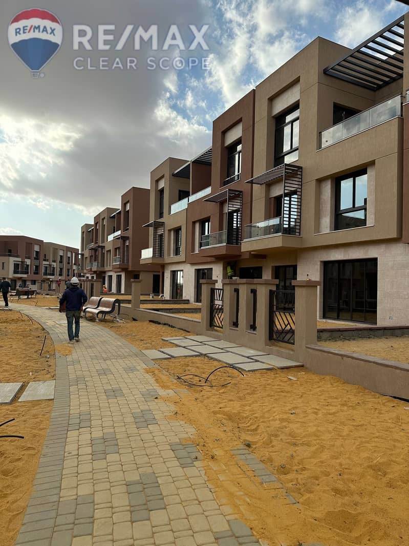 4 96be727a-c697-401f-bcc6-e39d0b866b7a. jpg