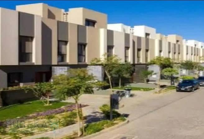 7 7252641-63e1fo. jpg