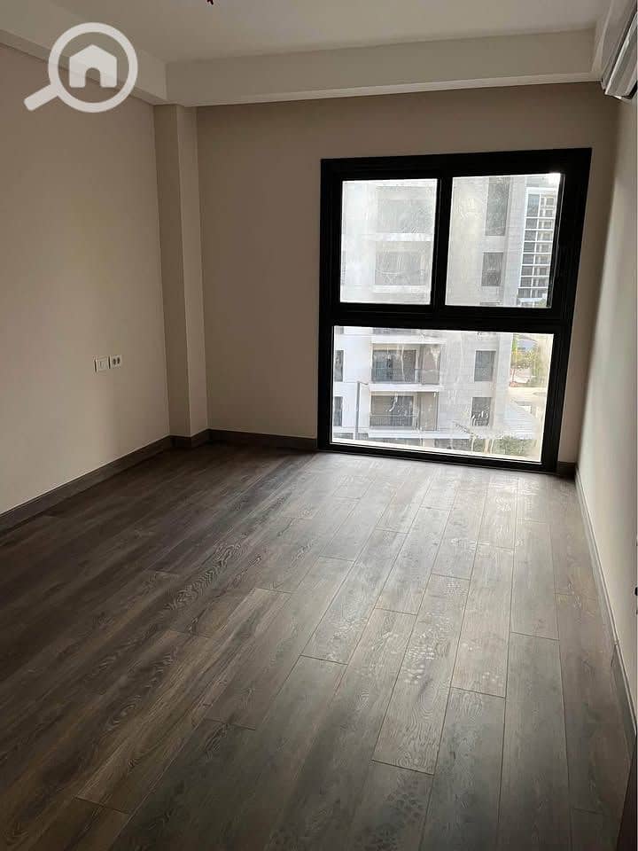 4 598938441_1387456816315898_4145686059132531309_n. jpg