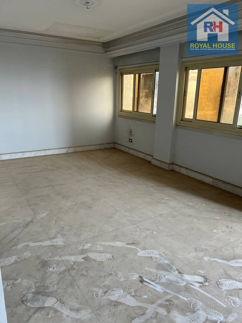 9 ae4d6ff4-c535-4686-9acc-e13f37630e76. jpg