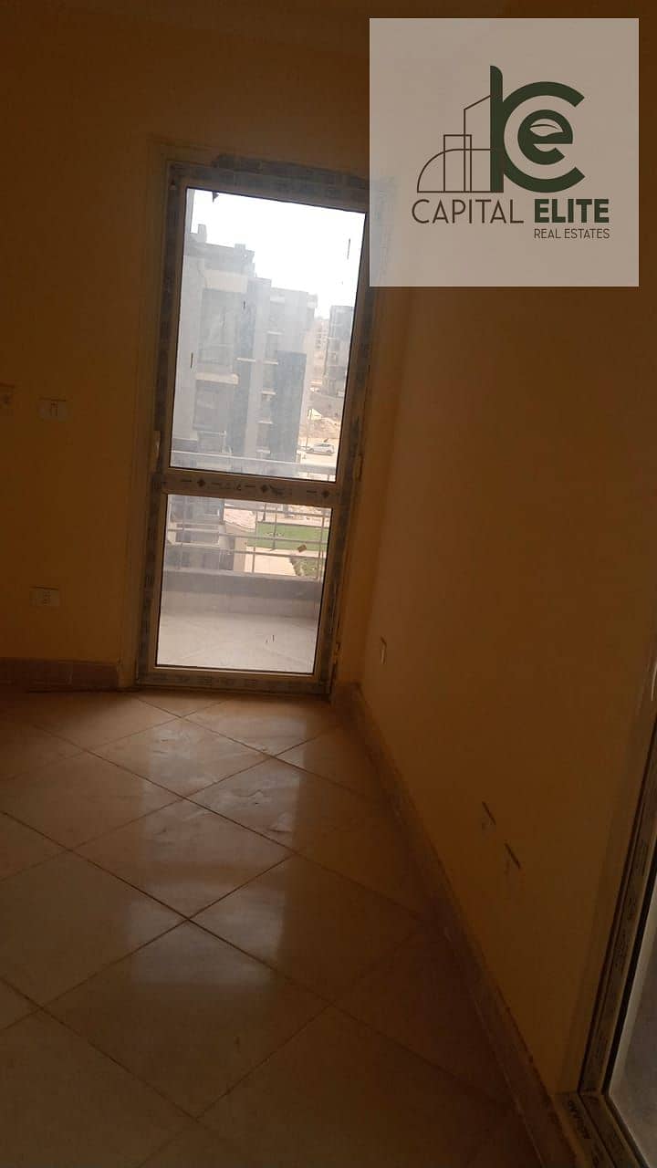 14 ad681ec8-3849-41cc-8714-d537f723cefd. jpg