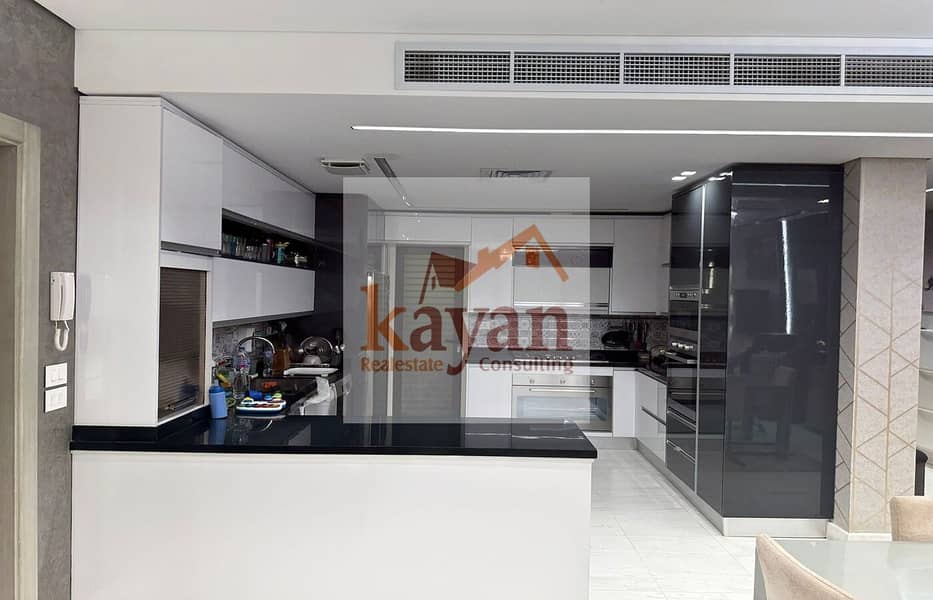 9 eef630c5-5115-4180-92fc-803f6664afb6. jpg