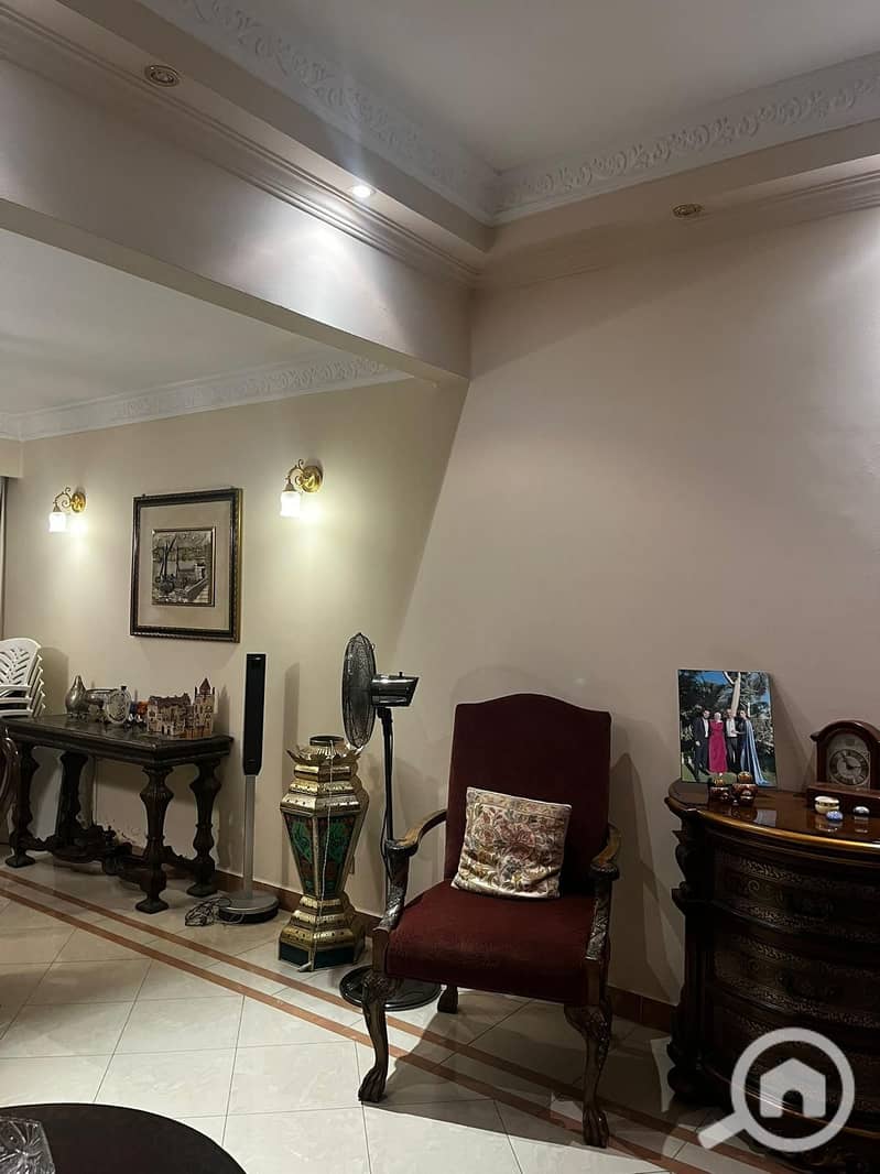 4 73cd9657-3abe-4d4c-8682-e4ad1e1b423b. jpg