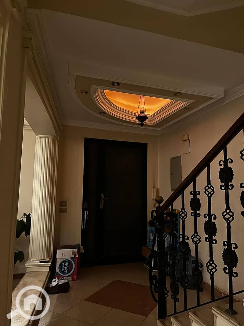 8 903de89e-b22d-433c-ab9a-c74f06040ea4. jpg