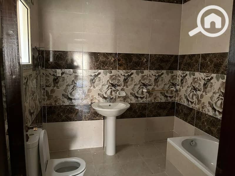 4 WhatsApp Image 2025-08-17 at 12.29. 59_646518c9. jpg