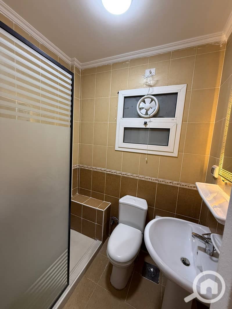 11 e47294f6-b826-4f1e-9cad-451204b4d8d3. jpeg