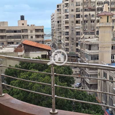 شقة 4 غرف نوم للايجار في لوران، الإسكندرية - 6. jpg