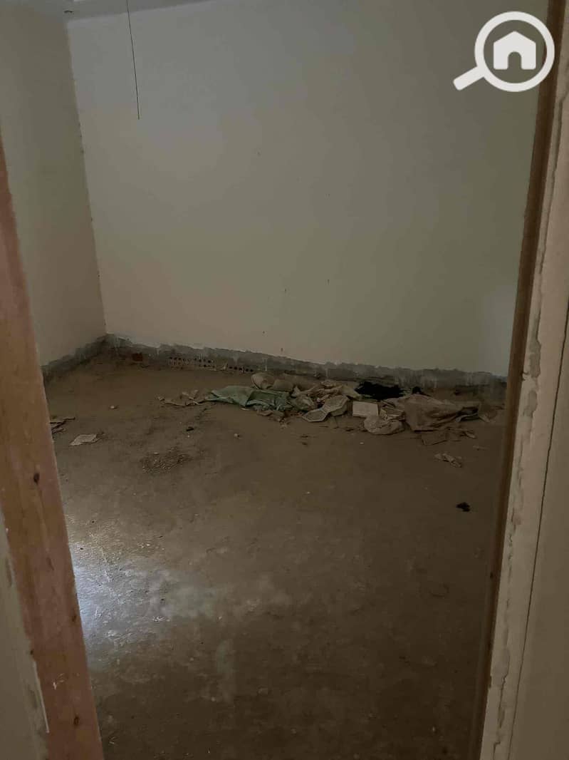 2 a67a4462-3cf2-44aa-b2af-9373abfa4381. jpg