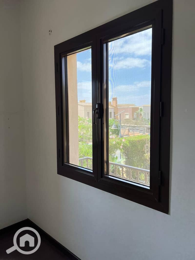 2 WhatsApp Image 2026-01-14 at 18.28. 04 (1). jpeg