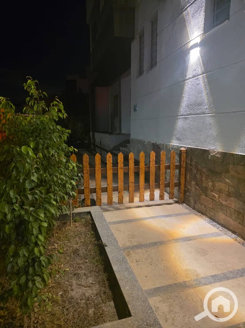 14 a1a95b0e-febc-44b9-a74f-4a009e10d223. jpg