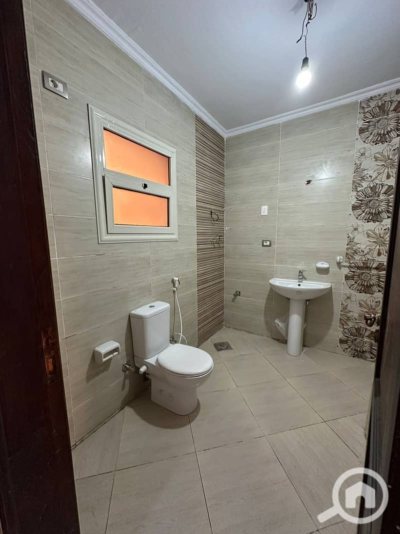 11 c65cd4b0-7a3a-4ab0-a0dc-81e779e96b84. jpg