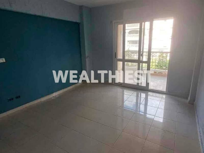 8 caf71657-1b89-44e3-855d-ecc97736cc24. jpg