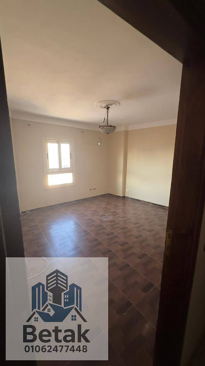 3 9cc2c57b-cfe2-41c5-97eb-721e117d8a85. jpeg