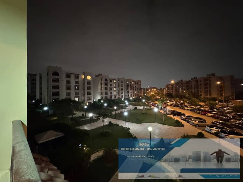 5 5e01c9c4-76fe-4c74-ac14-37e46bd663fc. jpg