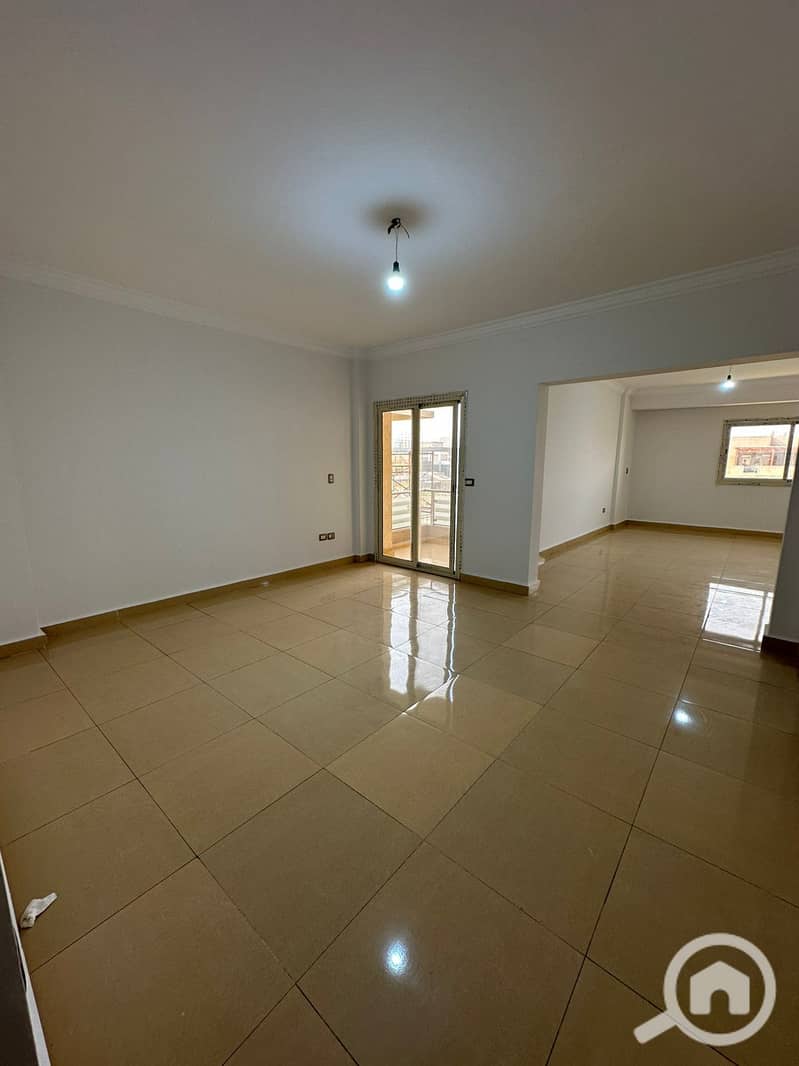 8 4434619c-cc04-4f6f-ad9f-7bf0ed5d6a65. jpg