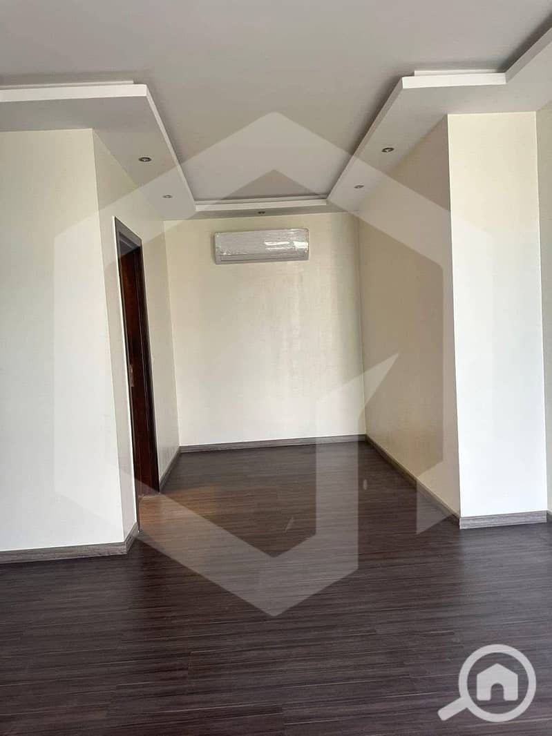 3 Village West 3. jpg