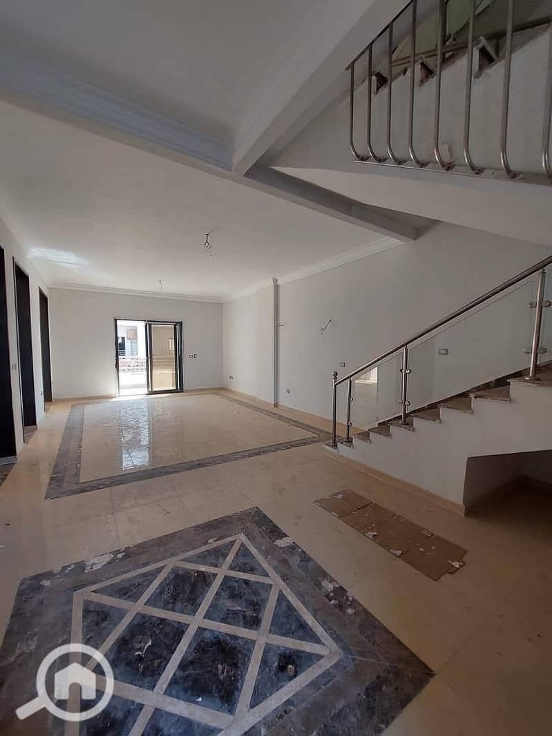 3 3c5ddd68-d4c0-44cd-b5bb-6604389fb8fb. jpg