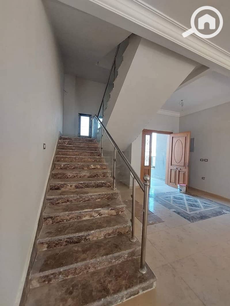 6 190470c9-b2ac-4212-85a0-e5d4eb0693ac. jpg