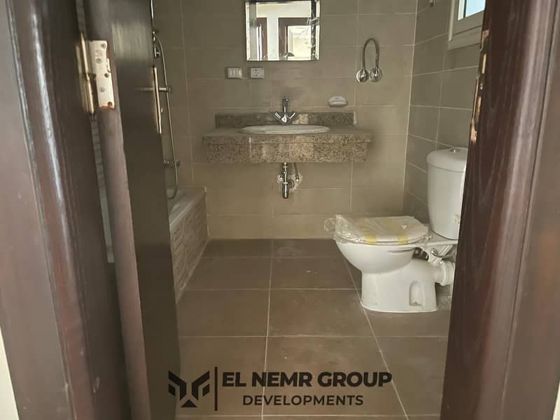 9 063573cd-9c2e-480c-ae32-f887fc3e310d. jpg