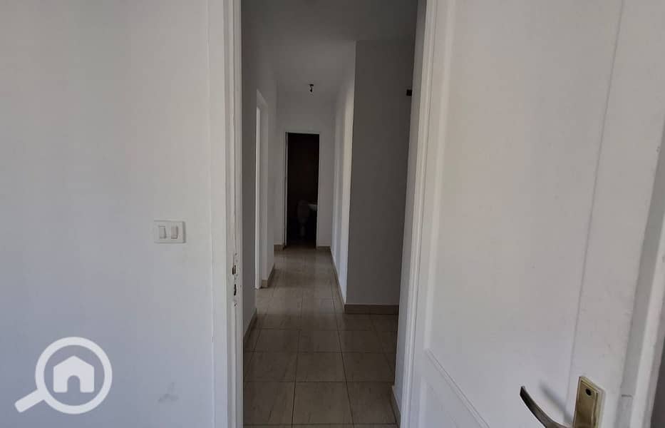 7 97f15cfa-922b-402b-84bc-9e208c7516da. jpg