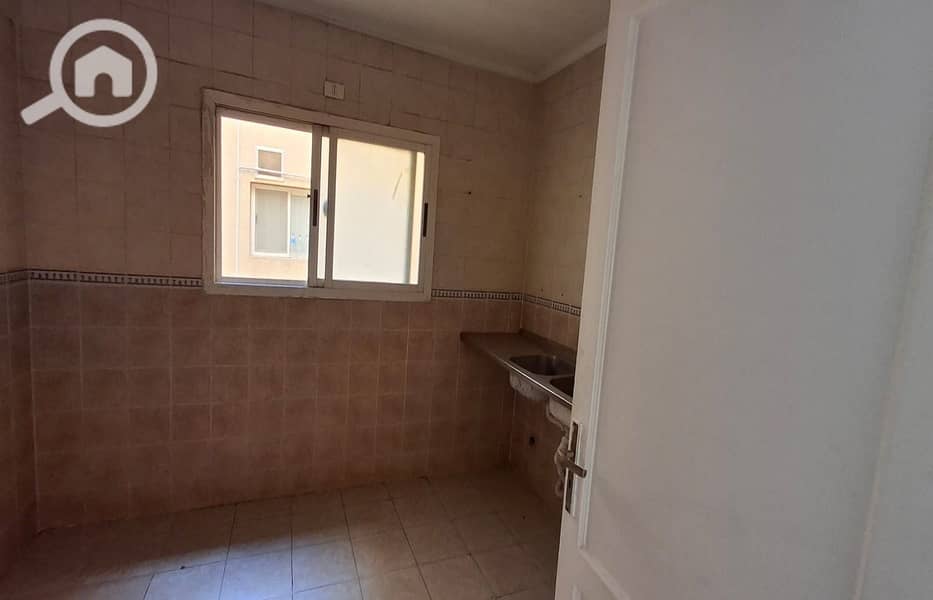 11 c7bc6ca8-4eb7-4ca4-b522-47fd1e825b36. jpg