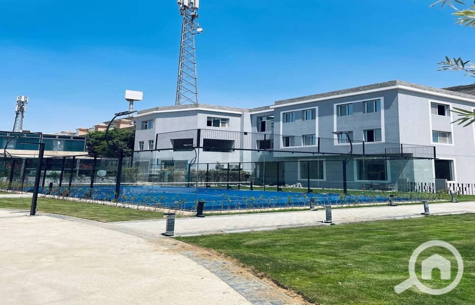 10 photo_5958719931937833205_y. jpg