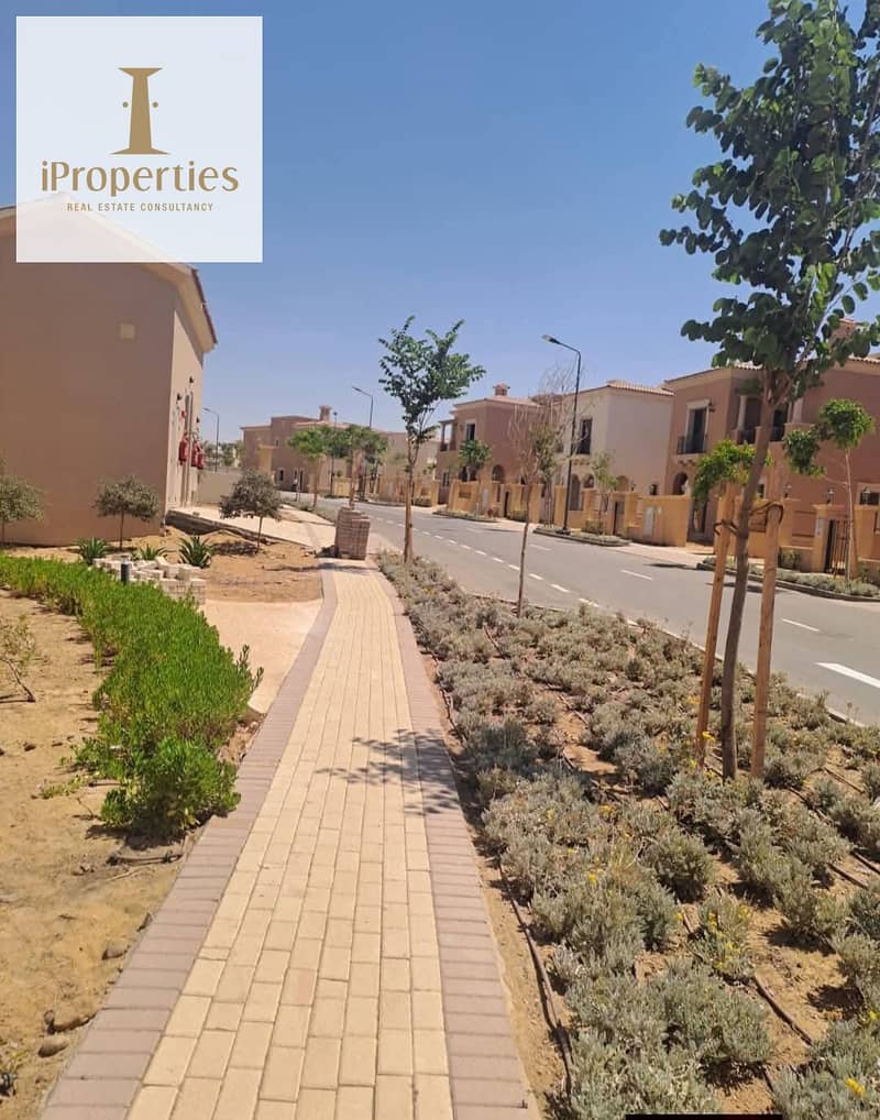 11 599704574_122160938570749959_8364859563734324046_n. jpg