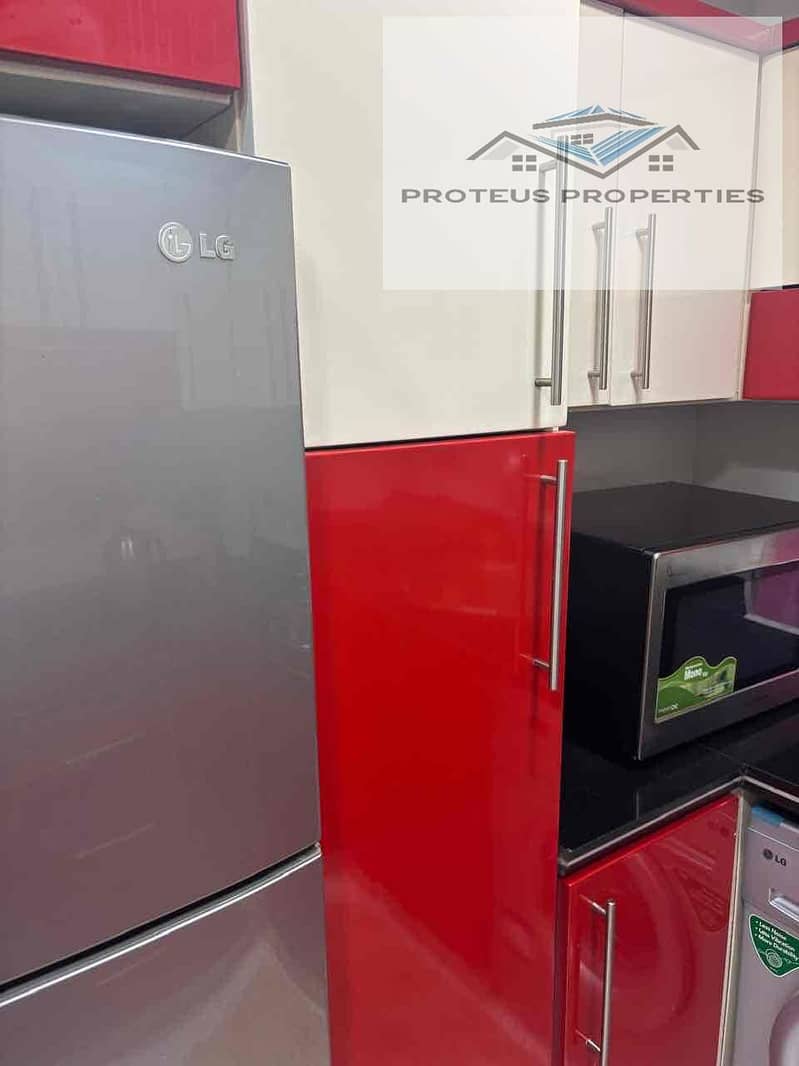 10 852ab7d6-b4ef-4cdb-ba00-c09d2768b303. jpg