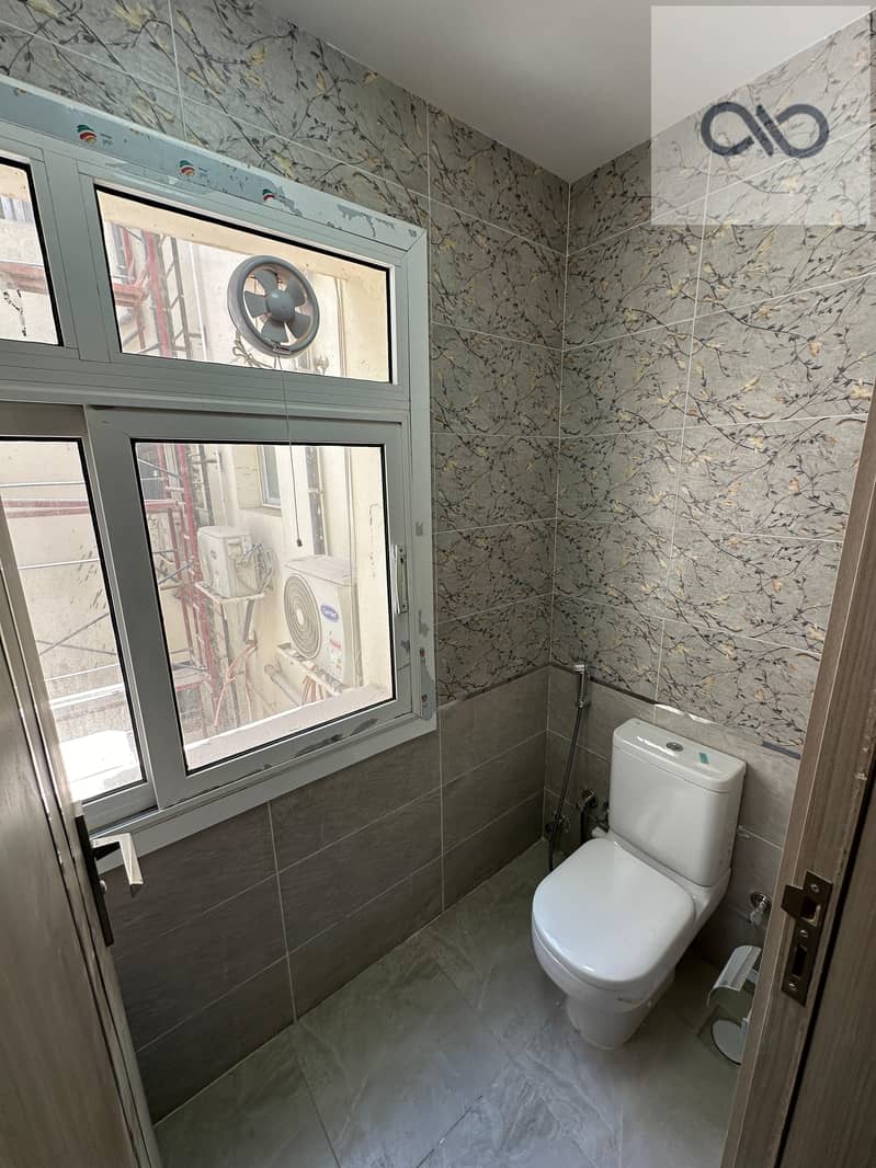 20 WhatsApp Image 2025-09-13 at 14.27. 28 (2). jpeg