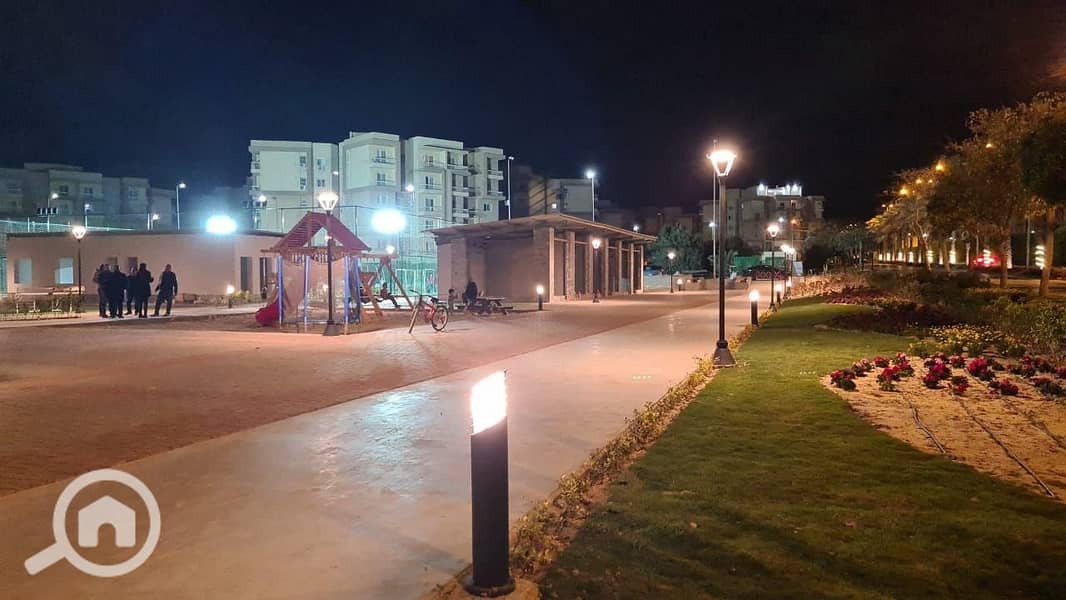 9 ad5a4b05-186a-443c-9f2d-bd761469b3bc. jpg