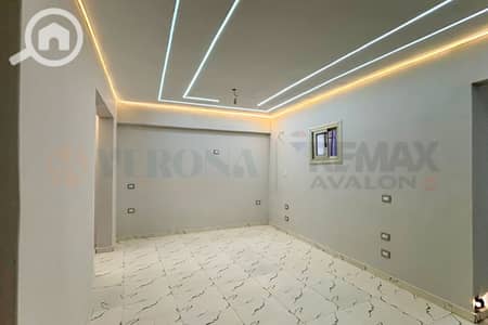 3 Bedroom Apartment for Sale in Fleming, Alexandria - 1. jpg