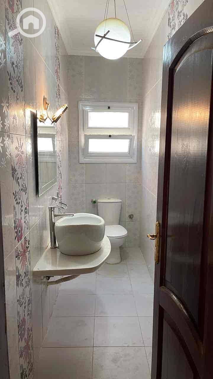 11 e5e9614e-de98-4a59-b54a-dbbce38831fb. jpg