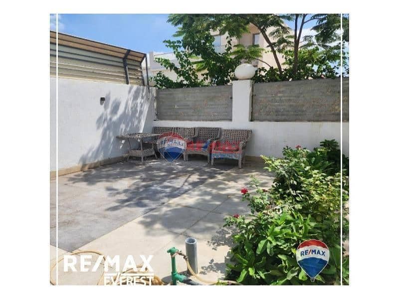 5 b6b80b38-0800-4be4-a5ff-4b2b309fd0a4. jpg