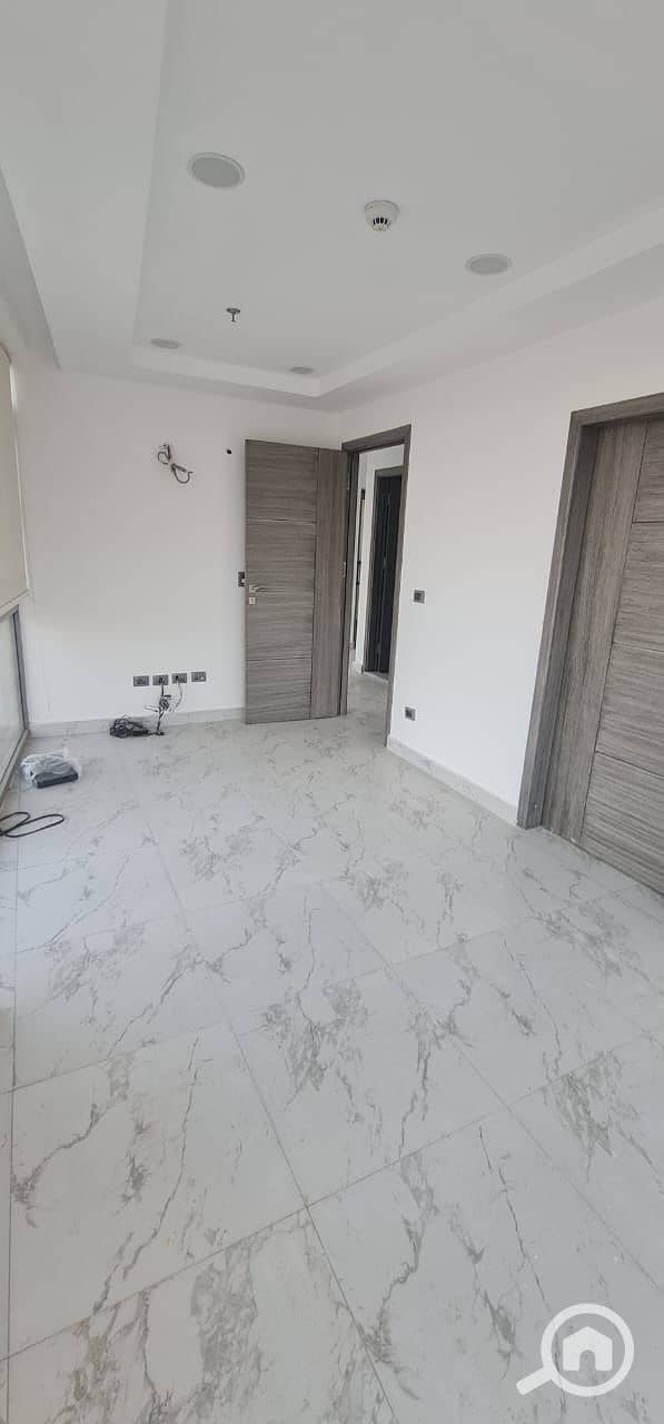 10 WhatsApp Image 2026-01-15 at 2.13. 54 PM. jpeg