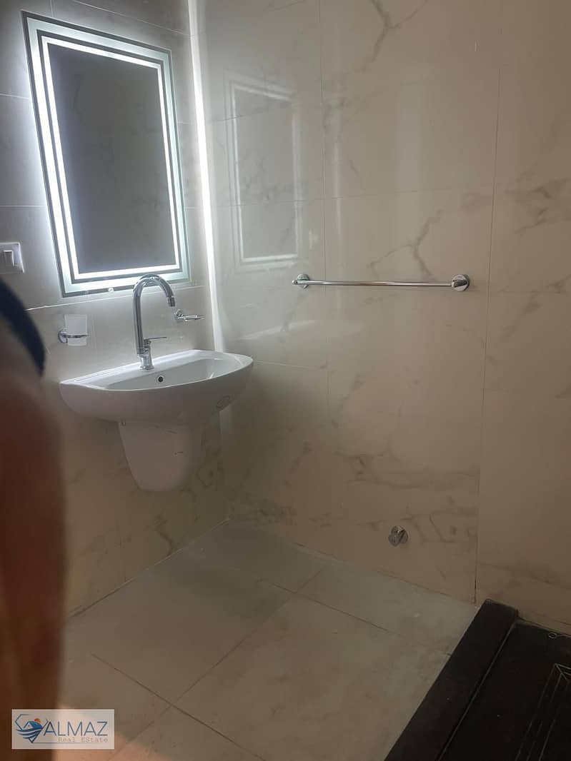 8 WhatsApp Image 2026-01-15 at 1.40. 02 PM (1). jpeg