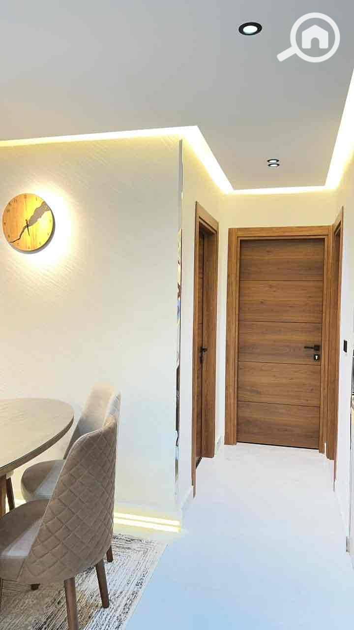 18 7bc82c7c-a78e-4fea-a5c5-3e4c651bcf41. jpg