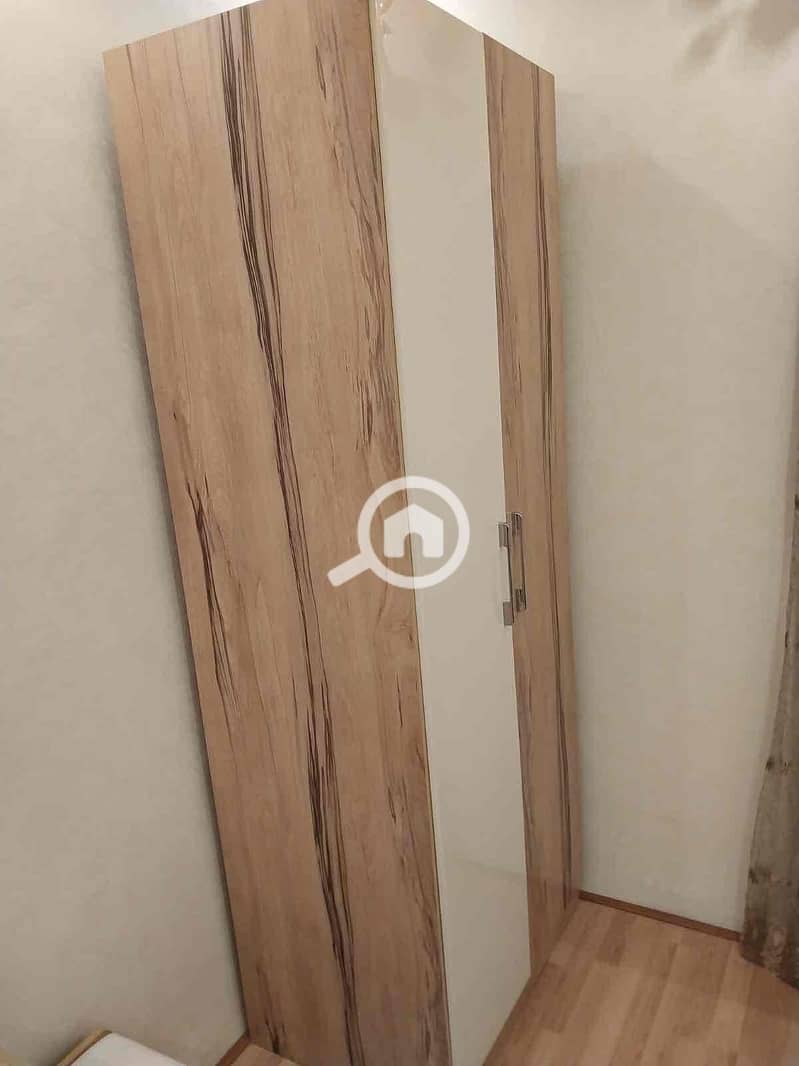 3 8a734e5f-3a7c-4de3-95d9-2e97c4989207. jpg