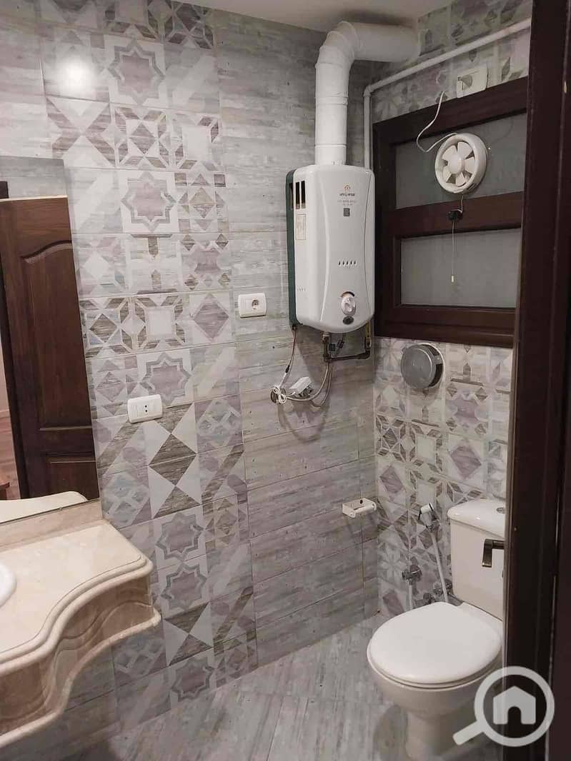 4 54c727c3-60f5-49be-a4d6-aa1ffbd21f4d. jpg