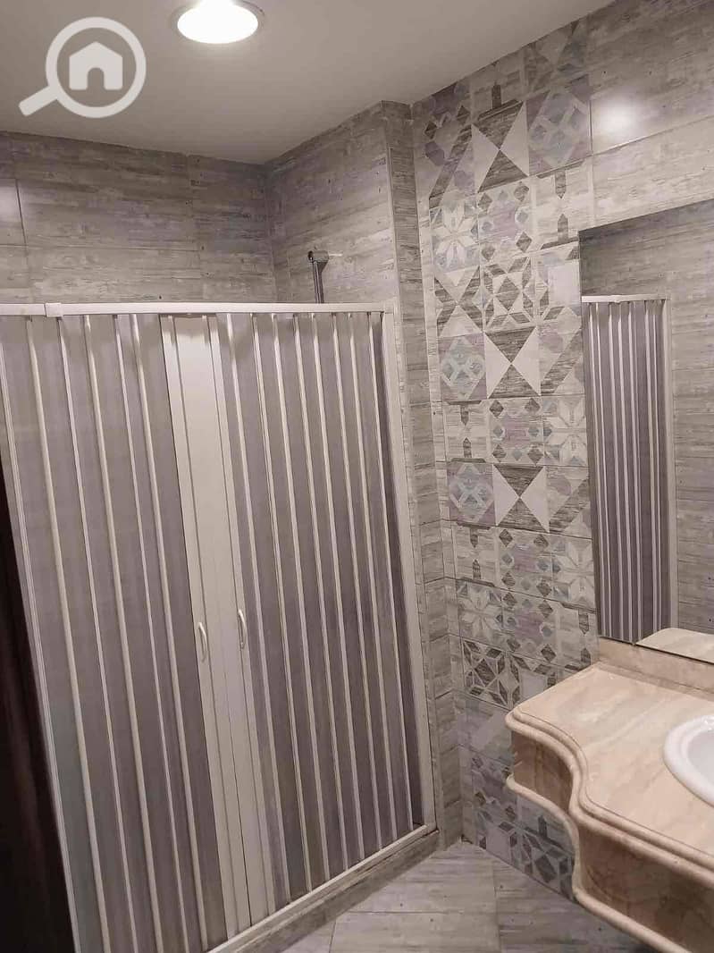 8 e8d61c2b-1eee-49fb-af82-613224df2313. jpg